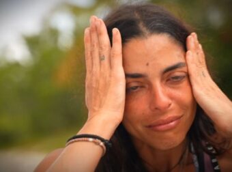Survivor 5 trailer 10/1: Τα κροκοδείλια δάκρυα της Μυριέλλας για τον σύντροφό της – "Τον φαντάζομαι να βλέπει όλα αυτά και…" – Survivor