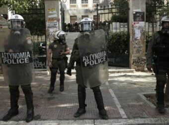 Σάλος με τον καθηγητή της ΑΣΟΕΕ: Κατηγορείται για τοκογλυφία και παιδεραστία! – Ελλάδα