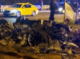 Τροχαίο στη Βούλα: Νεκρός ο αδερφός της βουλευτή Κατερίνας Μονογυιού – Η στιγμή που η Ferrari τυλίγεται στις φλόγες (video) – Ελλάδα