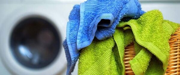 Έβαλε λεμόνι στη μπουγάδα της και αυτό που συνέβη δεν θα το πιστεύετε – Σπίτι