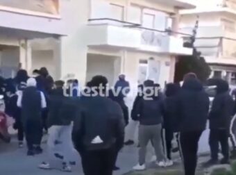 Σοκ στη Θεσσαλονίκη: Ανατριχιαστικό βίντεο με 15 άτομα να ξυλοκοπούν δύο έξω από ΕΠΑΛ – «Χαιρετούσαν ναζιστικά…» – Ελλάδα