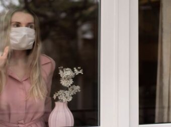 Κορωνοϊός – Μεγάλη ανατροπή: Ανεπαρκής η πενθήμερη καραντίνα – Μετάδοση μέχρι και 10 μέρες μετά – Ελλάδα