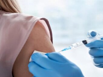 Απίστευτη τραγωδία: Ανακοπή 10χρονου κοριτσιού μετά τον εμβολιασμό του με Pfizer – Κόσμος