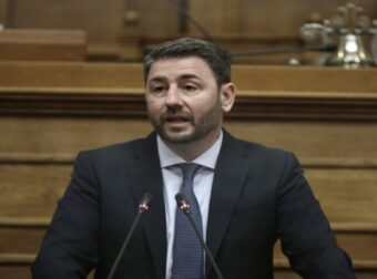 Υπέρ της πρότασης μομφής ο Νίκος Ανδρουλάκης: «Δεν στηρίζουμε την κυβέρνηση, «όχι» σε μικροκομματικά παιχνίδια του Τσίπρα» – Πολιτική