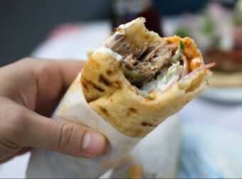 Η απόλυτη ιεροσυλία: Γιατί δεν πρέπει να βάζουμε πατάτα στο σουβλάκι; – Ομορφιά & Υγεία