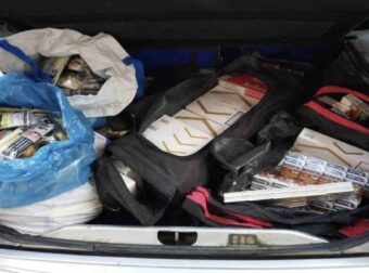 Απίθανος σκύλος ξετρύπωσε λαθραία τσιγάρα σε βαλίτσα επιβάτη πλοίου – Funny-Περίεργα