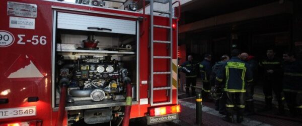 Φρίκη σε διαμέρισμα στο Κολωνάκι: Οι πυροσβέστες βρήκαν απανθρακωμένη ηλικιωμένη γυναίκα αγκαλιά με το γατάκι της – Ελλάδα