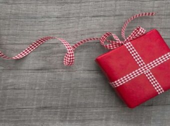 Ποιοι γιορτάζουν σήμερα, Κυριακή 30 Ιανουαρίου, σύμφωνα με το εορτολόγιο; – Ελλάδα