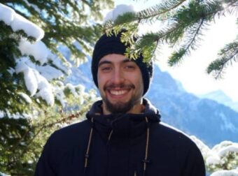 Τραγωδία στα Τζουμέρκα: «Τον κρατούσε ζεστό ο πατέρας του» – Καταγγελίες για καθυστέρηση του ελικοπτέρου (Video) – Ελλάδα