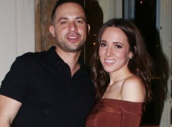 Καλομοίρα: Η ηλικία της και οι ευχές του συζύγου της για τα γενέθλιά της