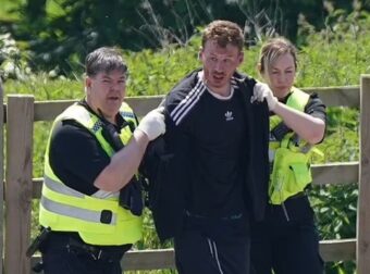 Βίντεο – σοκ! Εναέριο βίντεο αποθανατίζει τη σύλληψη παιδοκτόνου από την αστυνομία (video) – Κόσμος