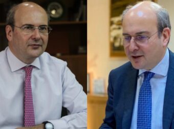 Κωστής Χατζηδάκης: «Ο πατέρας μου παντρεύτηκε την πρώτη γυναίκα του, ενώ ήξερε ότι θα πέθαινε σε ένα μήνα»