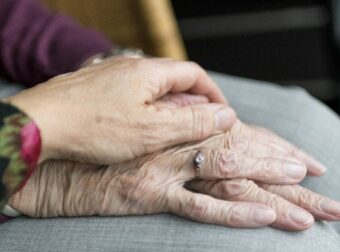 Σκάνδαλο με γηροκομείο-κολαστήριο στα Χανιά: Κατηγορούνται για 30 θανάτους και οκτώ απόπειρες! – Έγκλημα