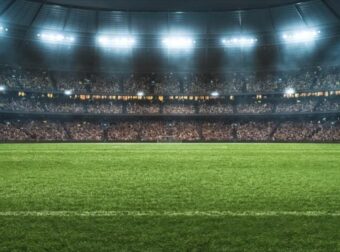 Έρχεται το "πράσινο" φως; Τι αλλάζει στην εστίαση και στο ποσοστό στα γήπεδα – Ελλάδα