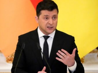 Ζελένσκι: Ενημερώθηκα ότι την Τετάρτη θα γίνει η ρωσική εισβολή στην Ουκρανία – 130.000 στρατιώτες στα σύνορα έστειλε ο Πούτιν – Κόσμος