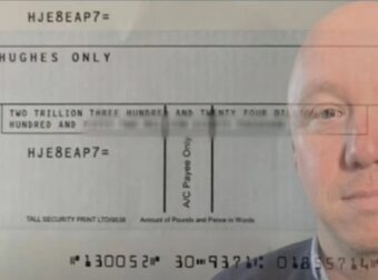 Έμεινε για μερικές μέρες χωρίς ρεύμα και τον αποζημίωσαν με επιταγή 2 τρισεκατομμυρίων λιρών