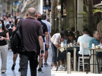 Κλείδωσαν: Τα 4 μέτρα που χαλαρώνουν από το Σάββατο – Όλες οι απαντήσεις