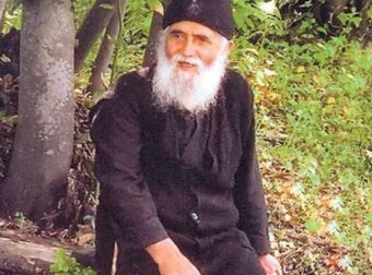 Πασίγνωστη Ελληνίδα τραγουδίστρια ανιψιά του Αγίου Παϊσίου  – Τι του είχε ζητήσει (video) – Gossip