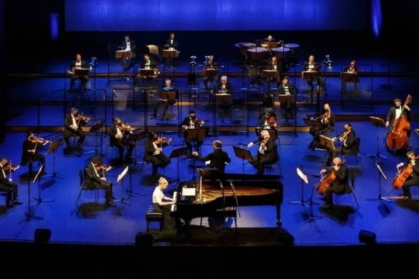 Πένθος στον χώρο της μουσικής: "Έφυγε" ο Κάρολος Τρικολίδης – Ελλάδα