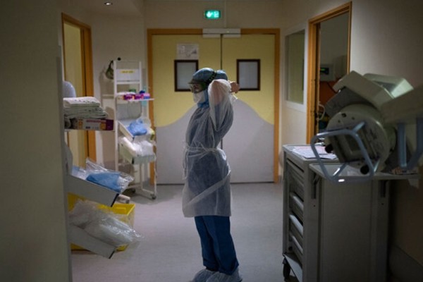 «Βόμβα» για τον κορωνοϊό: Τότε τελειώνει η πανδημία – Κόσμος