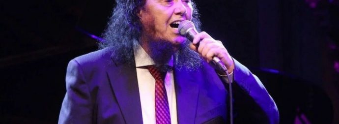Σταμάτης Κόκοτας: Η τpαγική ιστορία πίσω από το τραγούδι «Γιε μοu» που προκαλεί συγκίνηση