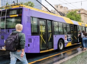 Μέσα Μαζικής Μεταφοράς: Πώς θα κινηθούν σήμερα, Δευτέρα του Πάσχα, μετρό, τραμ και λεωφορεία – Αναλυτικά το πρόγραμμα των δρομολογίων